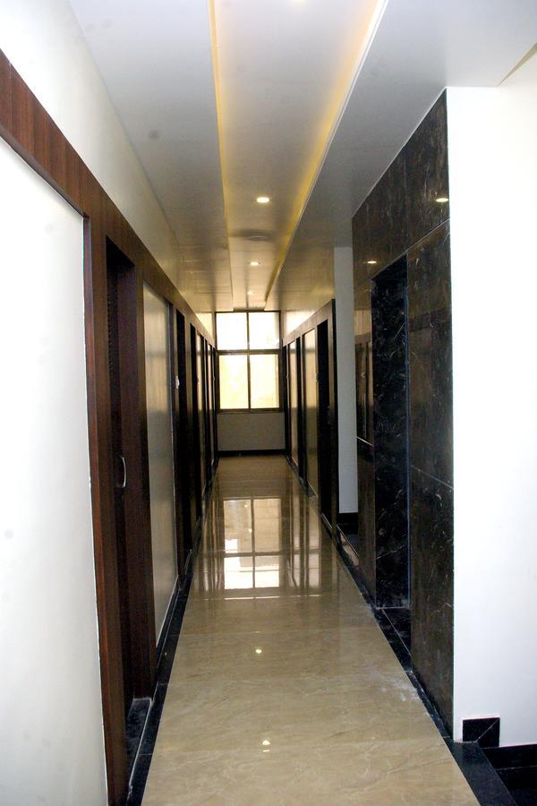 Hotel Gulmohar Pride Ахмаднагар Екстериор снимка